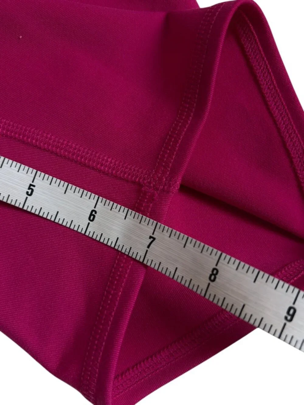 NWT Alo High-Waist Biker Short 7” (Magenta Crush) - Extra Small